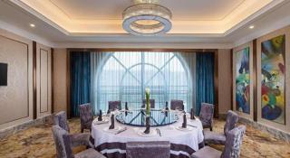 Ramada by Wyndham Taixing - - 9