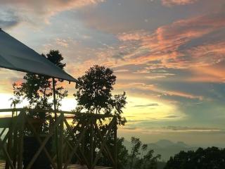 Peacock Hill Glamp - Gampola - 8