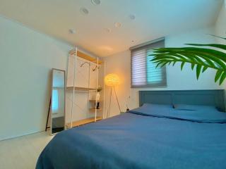 Hwagok Station House near Hongdae - 5