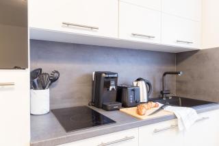 Relax-Apartment 2 mit Massagesessel, Smart-TV und Küche - Biberach an der Riss - 5