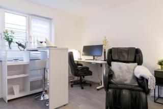 Relax-Apartment 2 mit Massagesessel, Smart-TV und Küche - Biberach an der Riss - 7