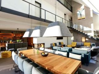 Black Forest Retreat - Luxury Holiday Home in St Georgen - St. Georgen im Schwarzwald - 3