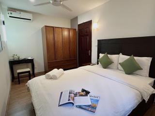 wecozy Tu Hoa - Modern 1BR Apartment, West Lake View - Hanoi - 1