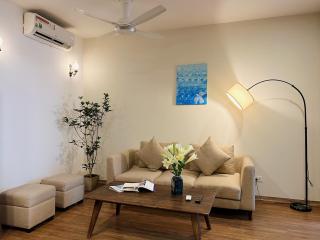 wecozy Tu Hoa - Modern 1BR Apartment, West Lake View - Hanoi - 8