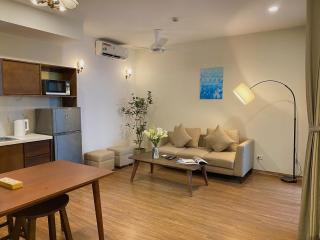 wecozy Tu Hoa - Modern 1BR Apartment, West Lake View - Hanoi - 9
