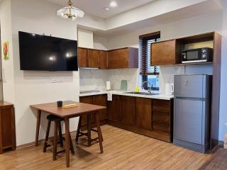 wecozy Tu Hoa - Modern 1BR Apartment, West Lake View - Hanoi - 6
