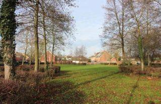 Large 4 Double Bed Exec House - Romford - 3