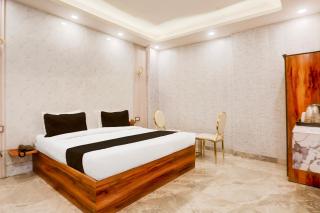 Super Townhouse Faridabad Railway Station Formerly Hotel Royals Paradaise - Faridabad - 9