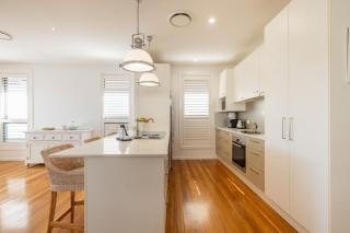 68 Saratoga Ave - Ducted Air con, Wi-Fi, Small Boat Parking - Corlette - 1