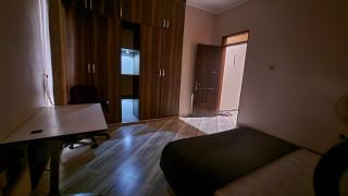 1BR Penthouse w Panoramic Views - Kampala - 8