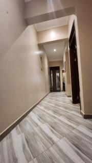1BR Penthouse w Panoramic Views - Kampala - 5