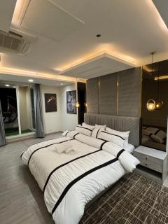 Elysium Tower-Sky Heights Exclusive Apartments Opposite Centaurus Mall ISB - Islamabad - 2