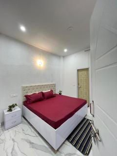 Cozy Independent 2 BHK Flat - 2