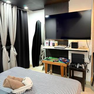 Ks' Azure Urban Resort Staycation - Manila - 4