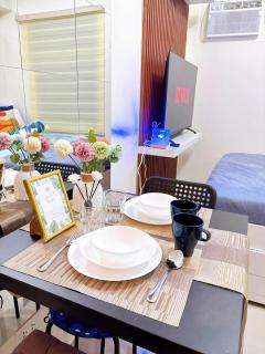 Ks' Azure Urban Resort Staycation - Manila - 1