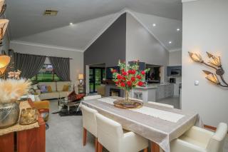 Bunkers Paradis at Pecanwood - Hartbeespoort - 8