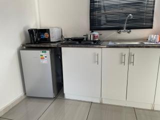 Uncle Charles guest house - Pretoria - 9