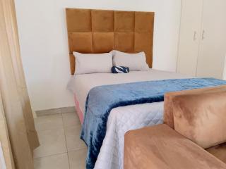 Uncle Charles guest house - Pretoria - 3