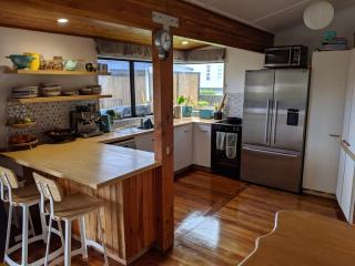 3 bedroom home with Spa and Pool close to beach - Mount Maunganui - 6