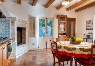 Seaside Villa With Pool In Taranto - 8