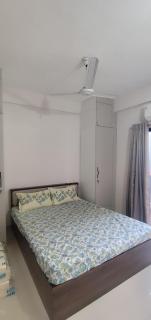 01 BHK Close to Airport Market IT Hub and Metro - Indore - 2