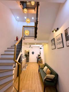Beautiful City Center Whole Townhouse in D1 - Ho Chi Minh - 9