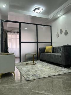 Executive Spacious Studio in Kilimani - Nairobi - 6