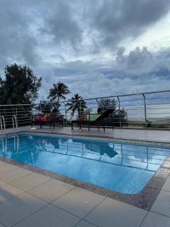 The Sea by Club Travalet - 7