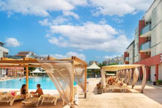 Elit 3 Holiday Apartments - 4