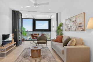 Sky High Zen at Queens Wharf Level 59 - Brisbane - 0