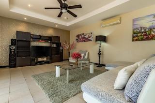 East Villa 2, swimming pool, 3BR by IBG Property - 5