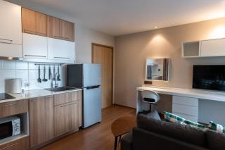 Apartment with work desk X413 by IBG Property - 4