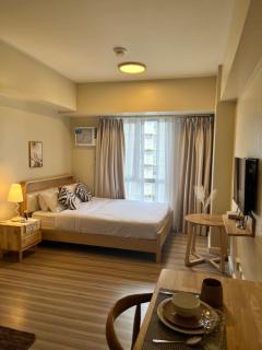 Serene Minimalist Studio in IT Park - Cebu City - 2