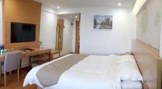 GreenTree Inn Anqing Qianshan County Sunshine City Express Hotel - Anqing - 7