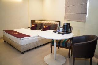 Hotel Blue Sky By Admire Stays - Nova Deli - 5