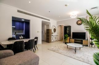 Yogi - 1BR JLT - Wraparound Balcony & Terrace - 7