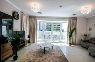 Spacious 1BR with Balcony in JLT Cluster E - 8