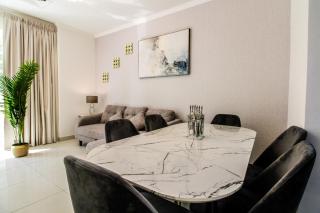 Yogi - 1BR JLT - Wraparound Balcony & Terrace - 5