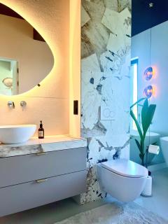 DOBRE 23j - Dom nad jeziorem, z basenem i linią brzegową - 3