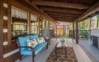 Wooded Bliss Hot Tub Single level Cabin with no Steps Rocking Chairs and Wooded Views - Pigeon Forge - 9