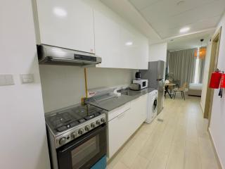 Sky-High Studio Marina Skyline View Bloom Tower - 5