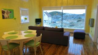 The Old Salt Box Co. - Daisy's Place - Herring Neck - 2