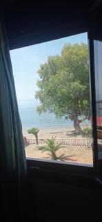 Aggeliki's Beach Escape Above the Sea - Northern Chios - Límnos - 2