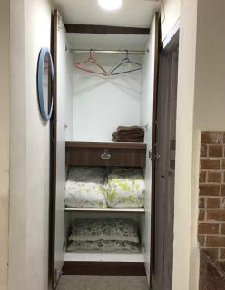 Harshita Hotel - - 2