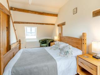 Wern Farm Barn - Cwmdu - 5