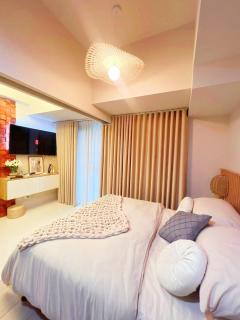 Chelsea Tower by Calvin - Manila - 1
