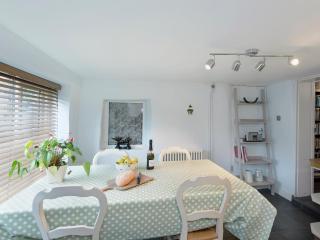 Horseshoe House - Ukc2743 - Watton - 4