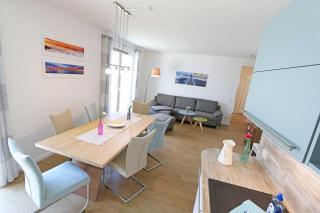 Villa Anni - Whg 3 mit Terrasse - Göhren - 1