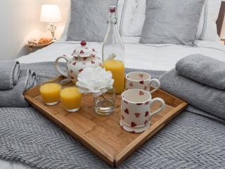 The Coach House - Ukc2365 - 2