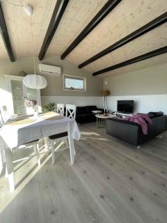 Idyllic Summer House Close To Water And Nature - Neder Lysabild - 1